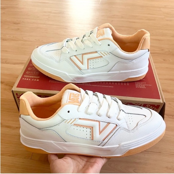 Vans Upland Leather Shoes White Multi Mens 8.5 US Women 10.0 US - Picture 6 of 12